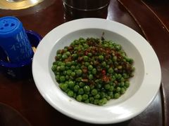 -何氏排骨(左家塘店)