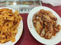 拌墨斗-西塔大冷面(市府大路店)