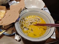 -蟹黄鱼·海派深夜面馆(江湾里店)