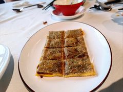 豆沙锅饼-潮民公馆(BFC外滩金融中心店)