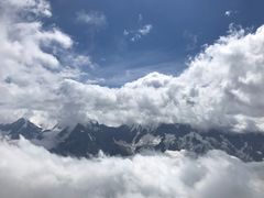 -希尔特峰