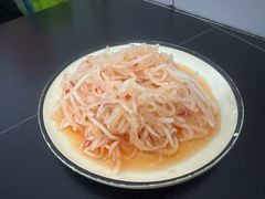 -周良天山牛杂城(天山路总店)