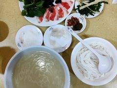 -桥香园云南过桥米线(金马碧鸡店)
