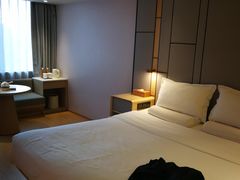 -全季酒店(广州越秀公园店)