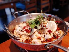 -菌自由丨野生菌火锅特色庭院餐厅(丽江古城店)