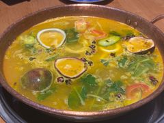 -洱火云南酸菜牛肉火锅(石景山当代商城店)