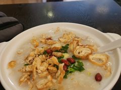 荔湾艇仔粥-卓粤拉肠(红庙店)