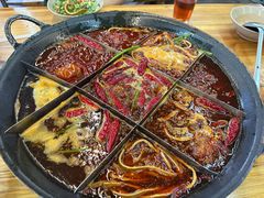-正南齊北重庆老火锅(光华村直营店)