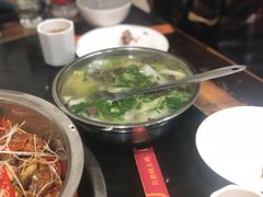 鸡血汤-弓虽昌焖烧鸡(大竹林店)