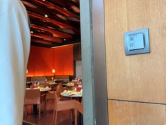 -蝴蝶里·粤菜·点心(滨江龙湖店)