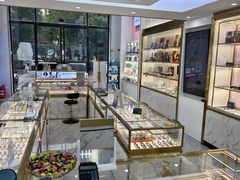 -世纪大明眼镜·蔡司战略授权店(汉街店)