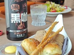 -Da Ivo哒伊沃意大利魔镜餐厅(外滩店)