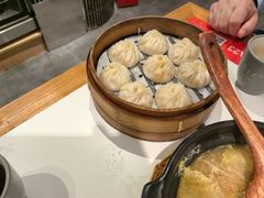 -馋三尺蟹粉小笼(人民广场店)