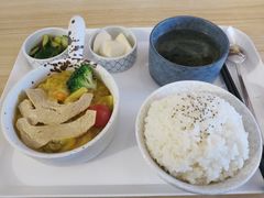 -轻蔬不用等·素食(江苏路店)