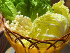 -蔡婶牛腩牛杂煲(长安万科店)