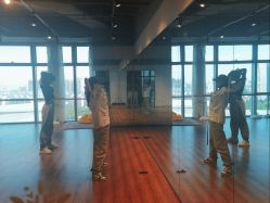 -防空洞舞蹈·瑜伽