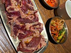 -鑫釜山海鲜烧烤(鑫丰国际店)