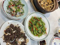 润肠腊味煲仔饭-明本湛江鸡•海鲜小厨(陈家祠店)