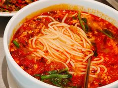 腾冲小锅米线-一坐一忘云南菜(卓悦中心)