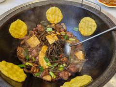 -鲁员外地锅鸡地锅鱼(古墩路店)