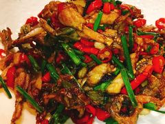 爆炒田鸡-时间仓(月湖公园店)