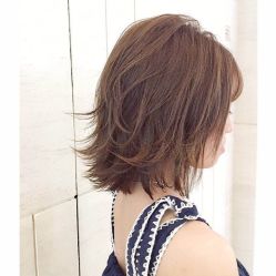 -HAIR CORNER