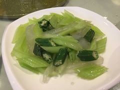 西芹秋葵炒芦荟-圆苑(上海广场店)