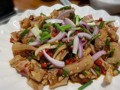 藤椒猪蹄-老号尤兔头(幸福店)