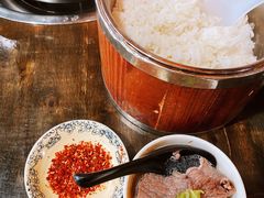 -乐山食古香跷脚牛肉