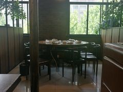 大堂-每食每刻·皖北新民地锅鸡