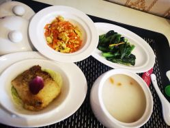 -爱妈月子会所(汕樟总店)