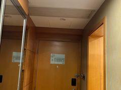 -珠海拱北口岸希尔顿欢朋酒店