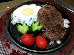 -戈尔登酒店·满堂彩咖啡厅
