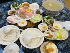 -桥香园云南过桥米线(金马碧鸡店)