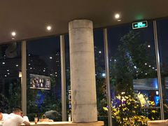 -星巴克臻选(湖滨道店)