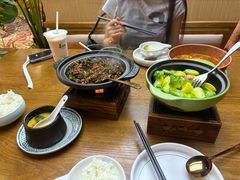 -云海肴·汽锅鸡·云南菜(天山百盛优客店)