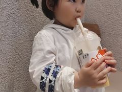-喜茶(北京华贸购物中心店)