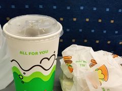 芝士嫩煎鸡腿蛋堡-德克士(广州南站店)