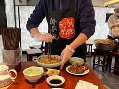 -裕兴记•蟹黄面馆(人民广场店)