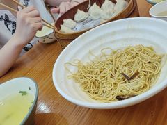 -颐缘居·南翔小笼馆