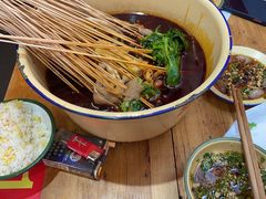 -拈签一笑黄牛肉辣卤串串