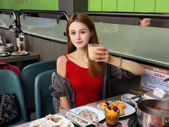 -金滏山·烤肉海鲜火锅自助(襄阳万达店)