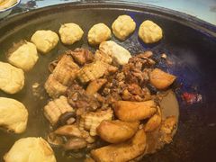 -鱼窝棚柴火铁锅炖(富山屯店)