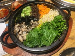 石锅拌饭-姜虎东白丁烤肉(虹桥天地店)