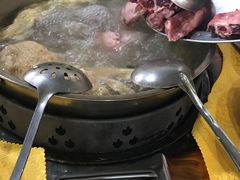 -五洞培记山庄·鲜牛肉火锅