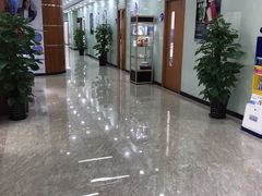 -茂菊口腔连锁(浦东南路店)
