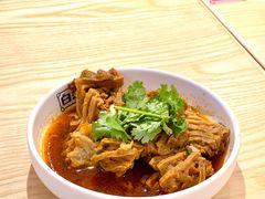 -白沙肴·长沙米粉.小炒湘菜(地王店)