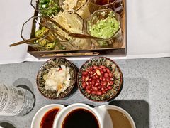 -红鼎豆捞·非遗鲍皇汤火锅(宝丰路店)