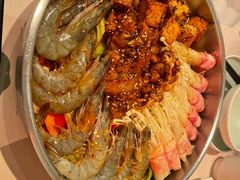 -黄记煌三汁焖锅(新佳丽江汉路店)