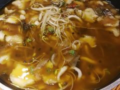 -有红鸡毛店·川菜(建设路店)